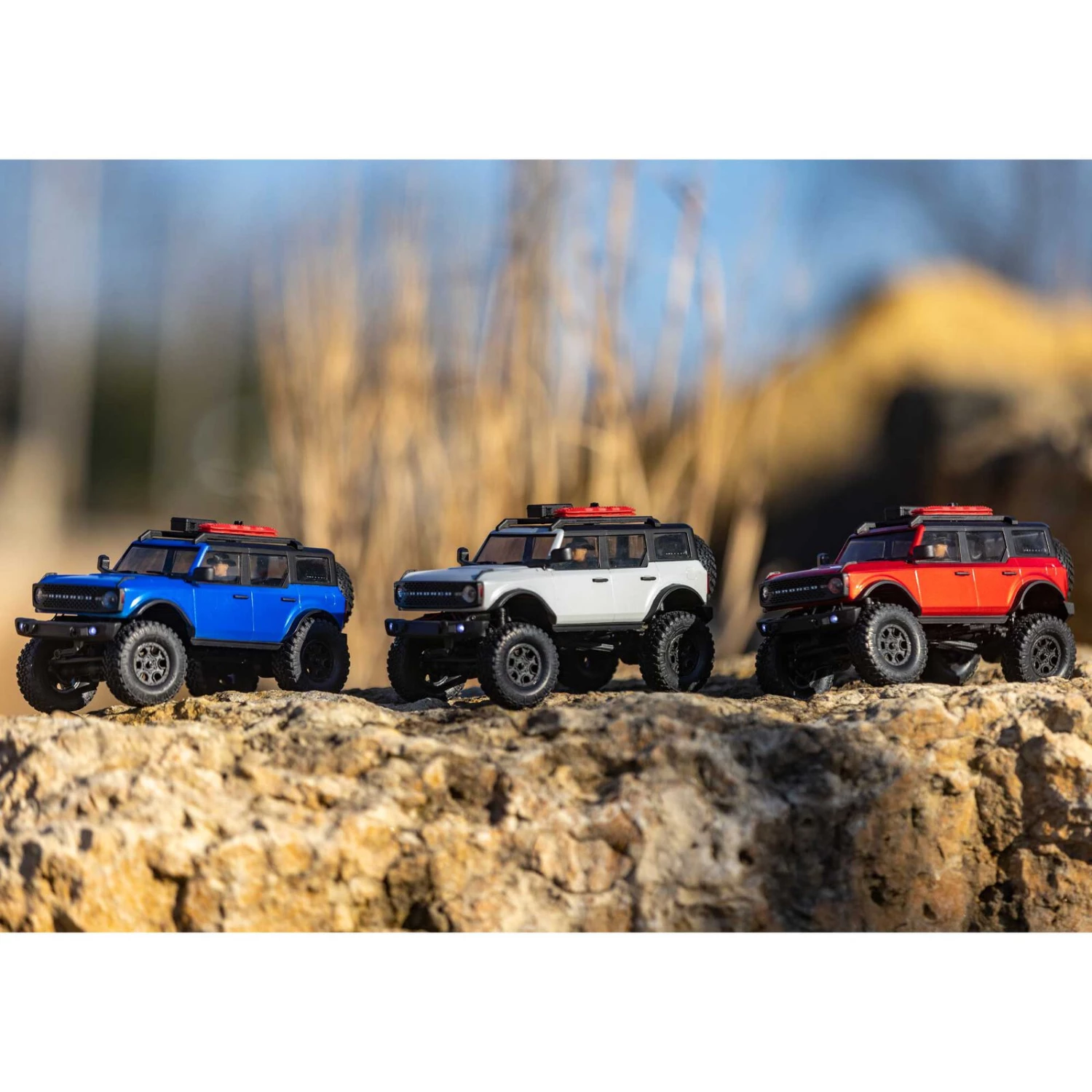 Axial 1/24 SCX24 2021 Ford Bronco 4WD Truck Brushed RTR, Red 4 Axial 1/24 SCX24 2021 Ford Bronco 4WD Truck Brushed RTR, Red - Image 4