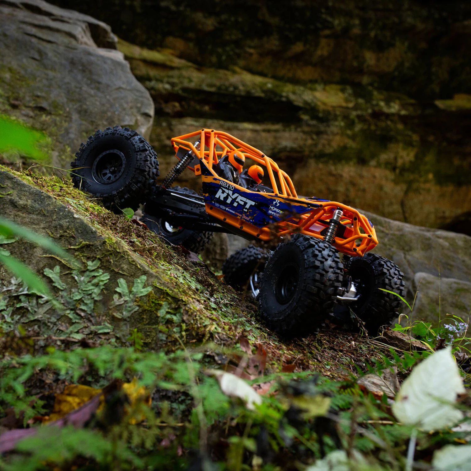 Axial 1/10 RBX10 Ryft 4WD Brushless Rock Bouncer RTR, Orange Blk 17 Axial 1/10 RBX10 Ryft 4WD Brushless Rock Bouncer RTR, Orange Blk - Image 17
